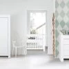 Kidsmill Alaska Babykamer Wit Mat | Bed 70 X 140 Cm + Commode -Kinderproducten alaska wit mat cropped 1 1 9524