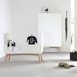 Kidsmill Sixties Babybed Wit Mat / Naturel 60 X 120 Cm 11 Kidsmill Sixties Babybed Wit Mat / Naturel 60 X 120 Cm -Kinderproducten babykamer sixties blank sfeer 2 1 1 1738