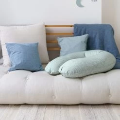 Doomoo Buddy Cloudy Voedingskussen Kaki 11 Doomoo Buddy Cloudy Voedingskussen Kaki -Kinderproducten doomoo lifestyle buddy b60 cloudykaki dsc05831 9716