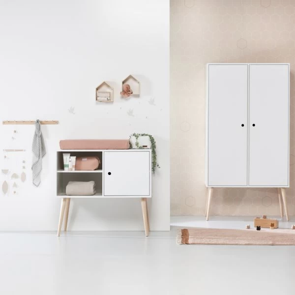 Europe Baby Evy Babykamer Wit | Commode + Kast 4 Europe Baby Evy Babykamer Wit | Commode + Kast - Afbeelding 2