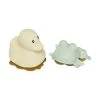 Hevea Duck & Frog Badspeeltjes Sand / Sage 1 Hevea Duck & Frog Badspeeltjes Sand / Sage -Kinderproducten hevea product upcycled frog rubberduck giftset 5710087430519 6167