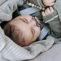 Koeka Vik Teddy Voetenzak Shadow Green -Kinderproducten koeka vik teddy voetenzak shadow green 2 f136