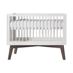 Kidsmill Sixties Babybed Wit Mat / Walnoot 60 X 120 Cm