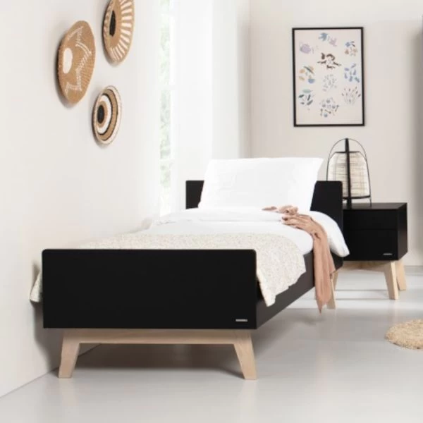 Kidsmill Sixties Bed Zwart Mat / Naturel 90 X 200 Cm 5 Kidsmill Sixties Bed Zwart Mat / Naturel 90 X 200 Cm - Afbeelding 3