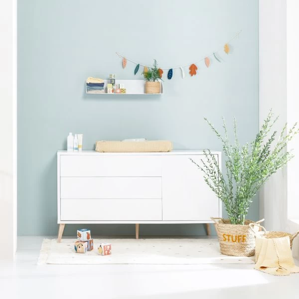 Europe Baby Sterre / Raw Babykamer Wit | Bed 60 X 120 Cm + Commode 4 Europe Baby Sterre / Raw Babykamer Wit | Bed 60 X 120 Cm + Commode - Afbeelding 2