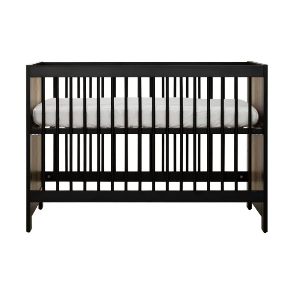 Europe Baby Vittoria Babykamer Zwart / Oldwood| Bed 60 X 120 Cm + Commode 5 Europe Baby Vittoria Babykamer Zwart / Oldwood| Bed 60 X 120 Cm + Commode - Afbeelding 3